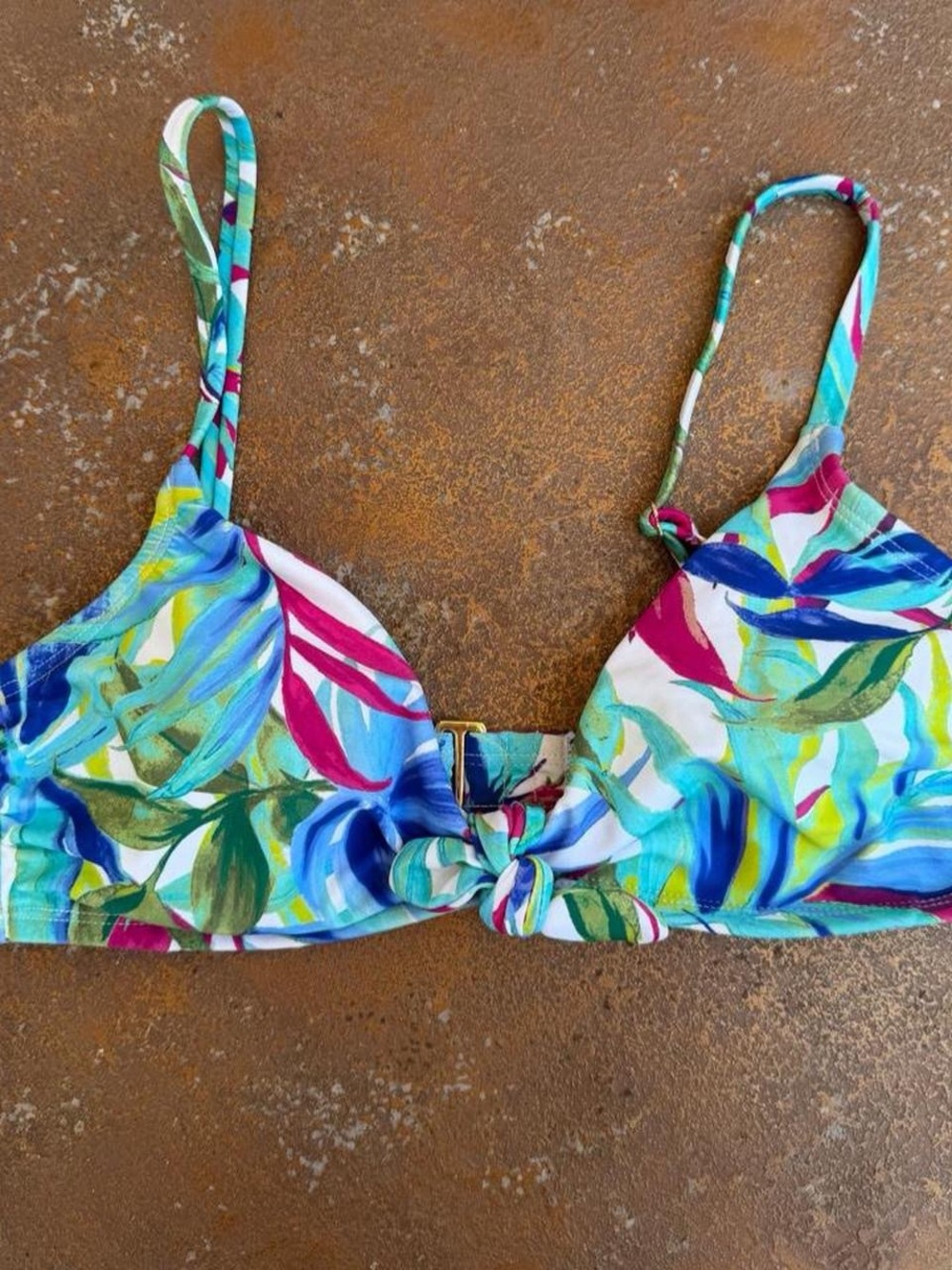 Tru and Me bikini top with abstract leafs size s #swimwear #tropical #beach